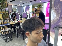 -藤野造型烫染·漂发