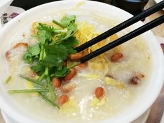 招牌艇仔粥-点都德(汇盈广场店)
