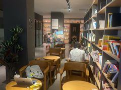 -魔方城市书房(中街益田店)
