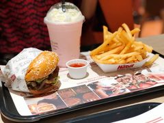 -The Habit Burger Grill 哈比特汉堡(复兴soho店)
