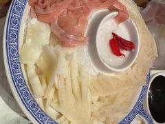 -哥老官重庆美蛙鱼头(五角场合生汇店)