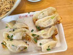 -小姜锅贴(凤凰街店)