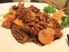 爆炒腰花-闫府私房菜·百年鲁菜(恒隆店)