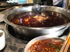 -肖肖酸萝卜鱼火锅(总店)