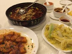 -顺峰海鲜酒楼(省府店)