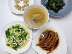 -优护佳医护级月嫂(和睦家浦西店)