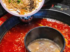 -三江两海老火锅(北京首店)