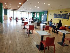 大堂-麦当劳(季平店)