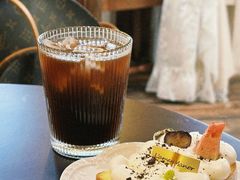 -Lamant Manor已闻花名關於藍