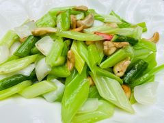-渝半城经典川粤菜(重庆天地店)