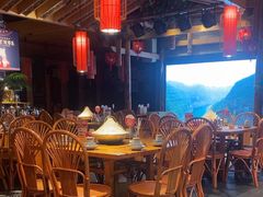 -老凯俚酸汤鱼(鸿通城店)