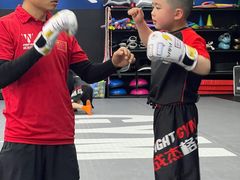 -成杰格斗·拳击·柔术·防身术(建设路店)
