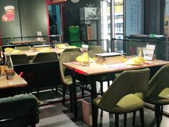大堂-喝丢一只鞋海鲜烧烤·海肠捞饭(东关街店)