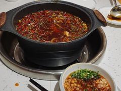 -佬缸炮江湖川菜(玉林店)