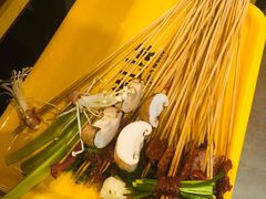 -串门邻居串串火锅(云南南路店)