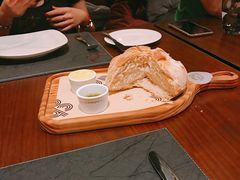-恰餐厅及酒吧 CHAR Bar & Grill (北京丽都皇冠假日店)