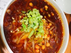-诚铭记·虾仁汤包·成都小吃(融创店)