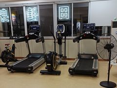 -中田健身工作室(莘庄地铁站店)