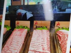 -新艺自助美食城(中山路店)
