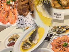 -万龙洲海鲜(大兴绿地缤纷城店)