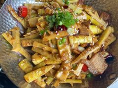 -洈水谣 · 地道荆州松滋菜(菱角湖公园店)
