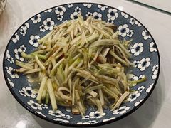 白水芹炒豆腐丝-小实惠嘉(威海路店)