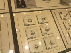 -潮宏基珠宝旗舰店(苏宁广场店)