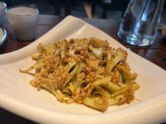 小炒有机菜花-Local泰莲庭(虹鳟鱼店)