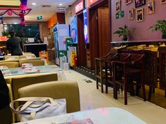 大堂-阿三鱼头泡饼·家常菜