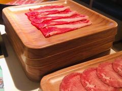 和牛上脑-温禾牛·和牛寿喜烧自助火锅(恒基名人店)