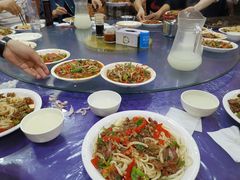 -托克逊老四号餐厅