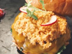 -HIGH FIVE哈福手工汉堡(桂林路店)