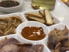 -土连锅·现熬养生汤锅(梁家巷店)