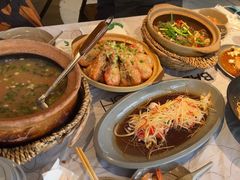 -巴厘龙虾·榜首油焖大虾(音乐学院·沿江酒馆店)
