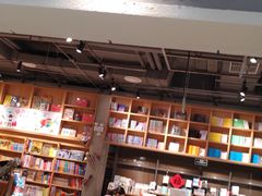 -百新书局(尚悦湾店)