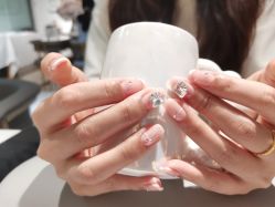 -丽心自助美甲美睫