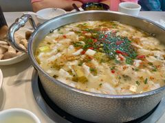 酸菜青鱼大锅-德林酸菜鱼火锅(南丹店)