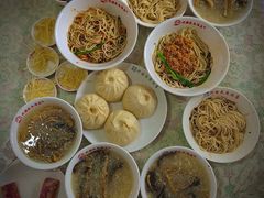 蟹黄包-兴国长鱼汤店