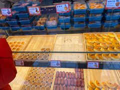 面包甜点陈列柜-東更道点心行(利客来店)