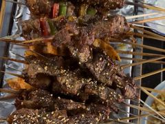 -烤满分·东北烧烤(首经贸店)