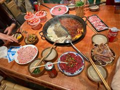 -周小明火锅(黑金冠社区店)