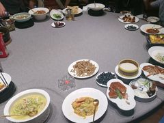 -鹊华居·地道鲁菜·海鲜·融合味(大明湖店)