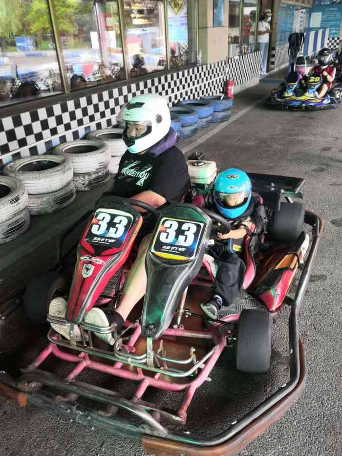 乐动卡丁车俱乐部-"本来带着悠闲的心态里这里想要开卡丁车爽一.