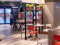 大堂-肯德基(天鹅湖万达店)