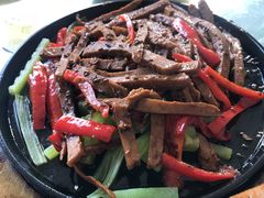 -天天向上素食餐厅(五台山店)