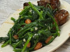 -尹记餐馆(花园店)