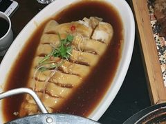 -东口码头·烧鸽子·鱼头泡饼·地方菜(金鹰悦城店)