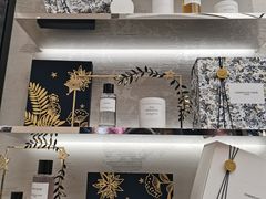 -Dior迪奥(上海世茂广场店)
