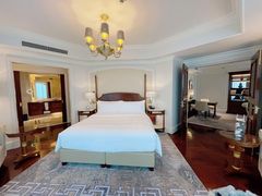 -广州富力丽思卡尔顿酒店