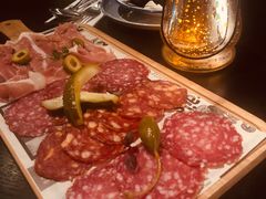 西班牙冷切肉片-C&R西班牙餐厅